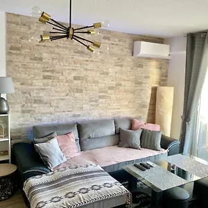 Apartment Cocoon Vue ☆ En Face Du Port De ☆, Golfe-Juan